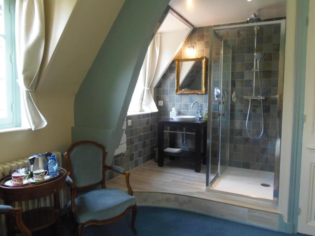 Château de Launay Mery-Corbon Phòng bức ảnh